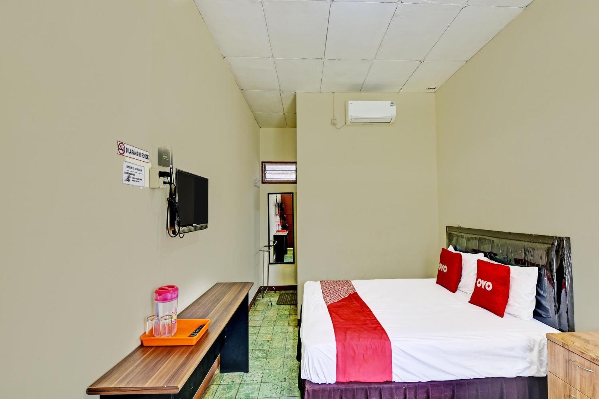 Oyo 90443 Hotel New Kartika In Cilopadang 外观 照片