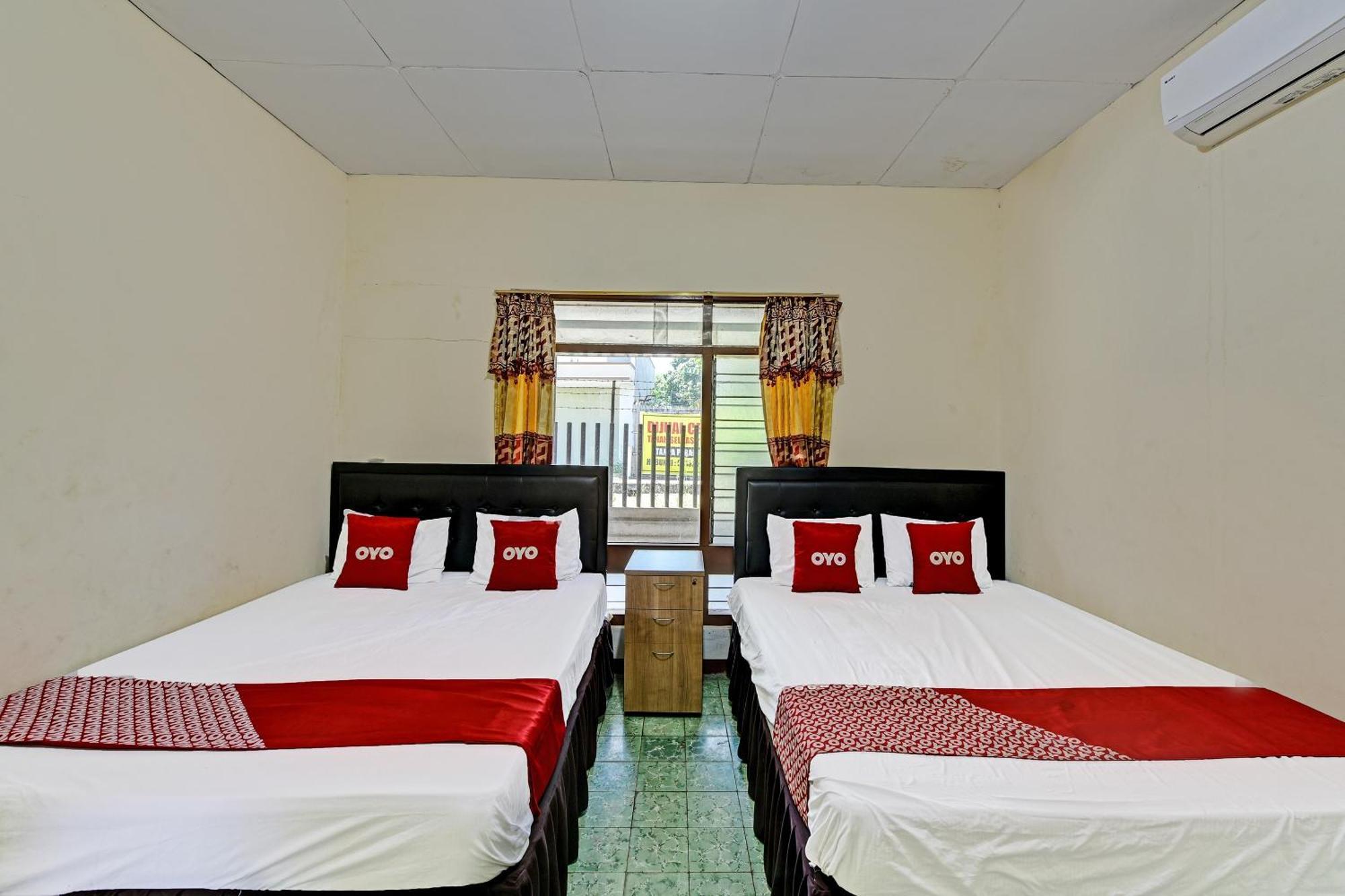 Oyo 90443 Hotel New Kartika In Cilopadang 外观 照片