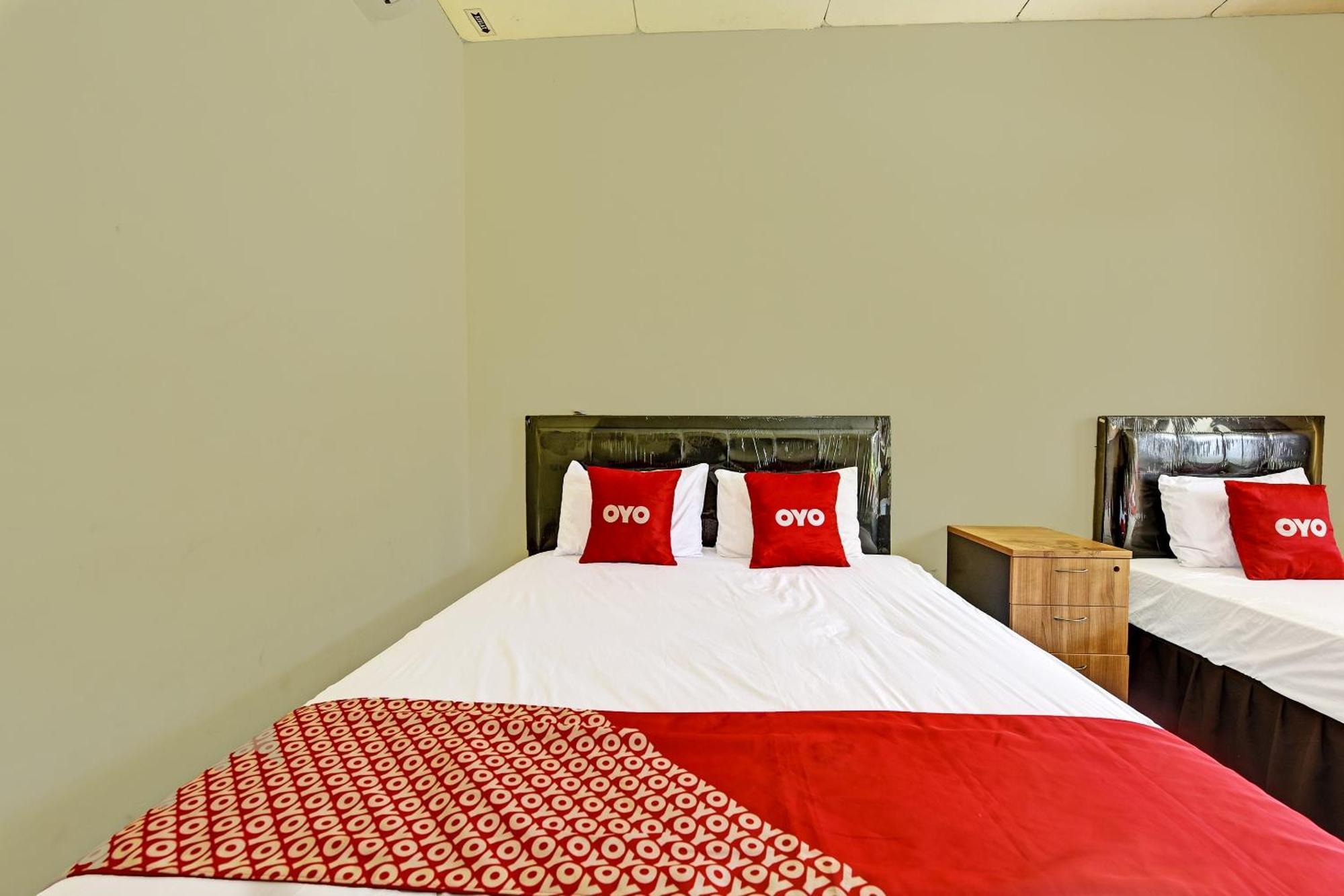 Oyo 90443 Hotel New Kartika In Cilopadang 外观 照片